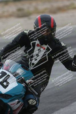 media/Sep-21-2025-Race Pace (Sun) [[98bf33ef95]]/Verified/5-Turn 15 Inside (930am)/